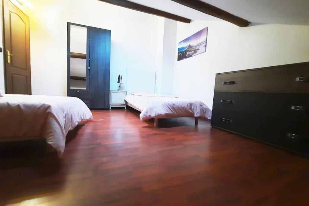 Villa Confortable Avec Jacuzzi A Chevannes Chevannes  Kültér fotó
